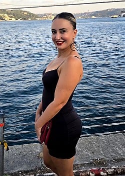 Duygu Seleoglu image 3 of 3