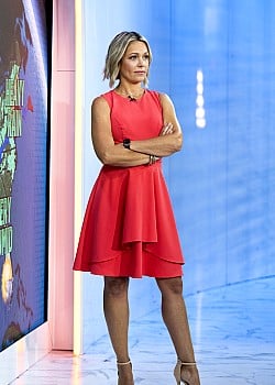 Dylan Dreyer image 2 of 2