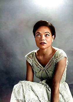 Eartha Kitt image 2 of 4