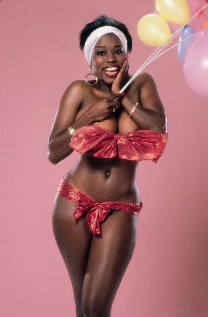 ebony ayes, frank james and ebony ayes in answer #2138660