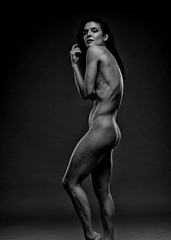Eden De Plume image 3 of 3