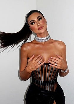Eduarda Fagundes image 4 of 4