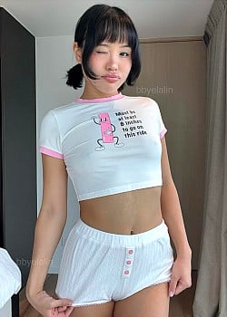 Ela Lin image 4 of 4
