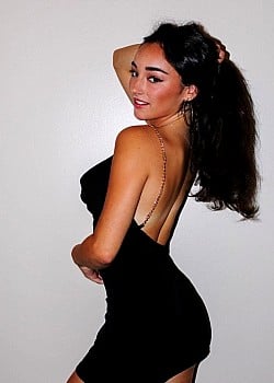 Elena Arenas image 1 of 4