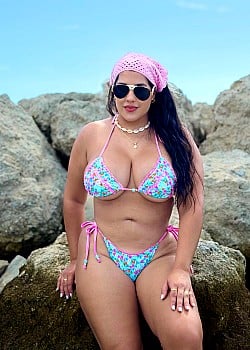 Eliana Ramirez image 2 of 4