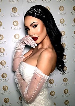 Elina Constantinou image 4 of 4