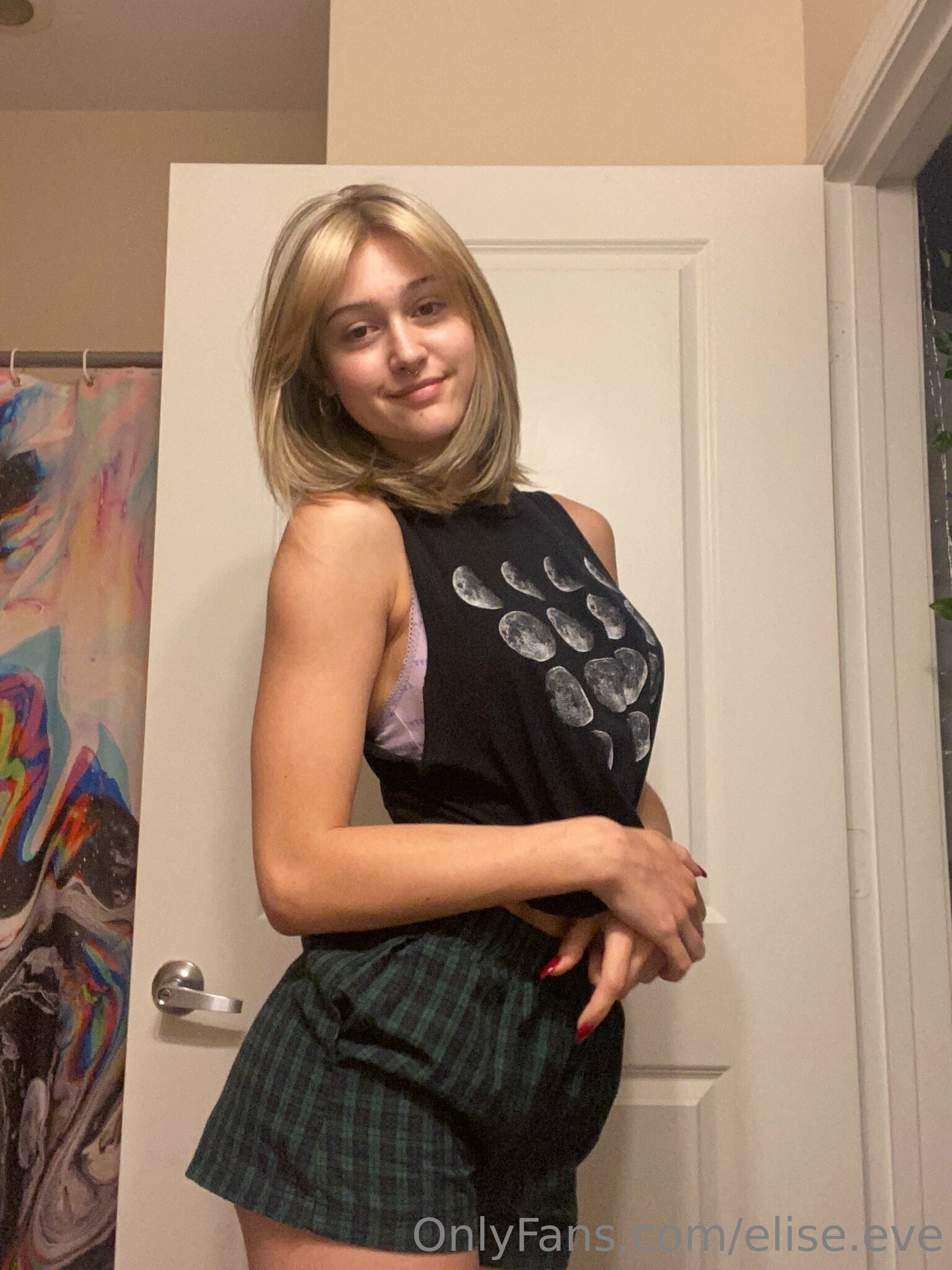 Elise Eve - Free pics, galleries & more at Babepedia