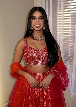 Elisha Layton image 4 of 4