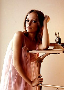 Elizabeth Jordan image 2 of 3