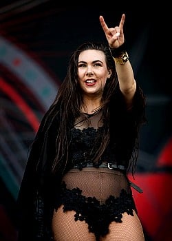 Elize Ryd image 3 of 3