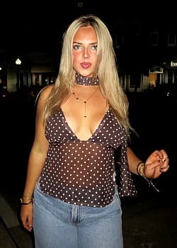 Ella Marie (Instagram) image 2 of 4