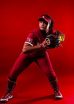 Ella Parker (Athlete) image 2 of 2