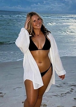 Ella Shelton image 2 of 4