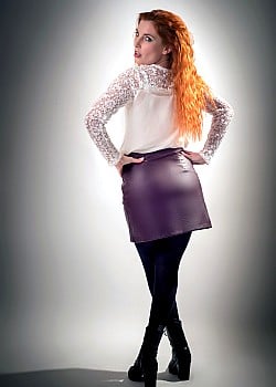 Ellarna Red image 2 of 3