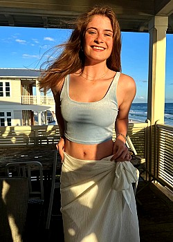 Ellie Schneider image 2 of 4