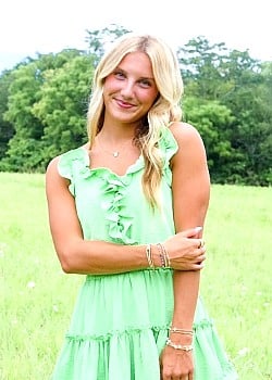 Elyse Adams image 1 of 3