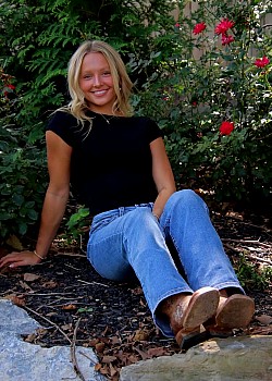 Elyse Wenner image 3 of 4