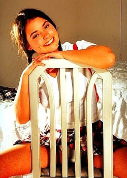 Emily Bettles image 2 of 3