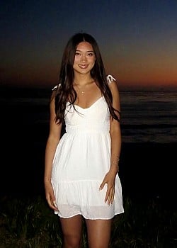 Emily Chen image 4 of 4