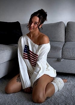 Emily Fox image 4 of 4