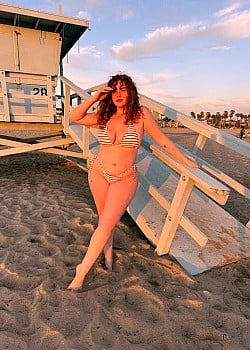 Emily Hazel image 3 of 3