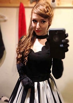 Emily Joy image 2 of 4