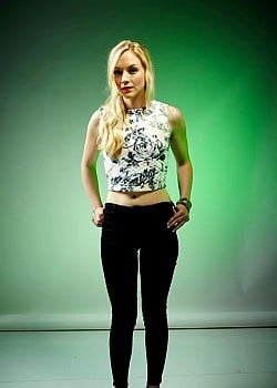 Emily Kinney image 1 of 4