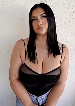 Emily Kobylinski image 4 of 4