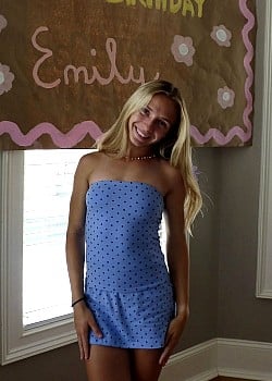Emily Pierce image 3 of 4