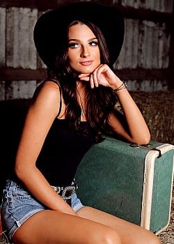 Emily Richey image 2 of 4