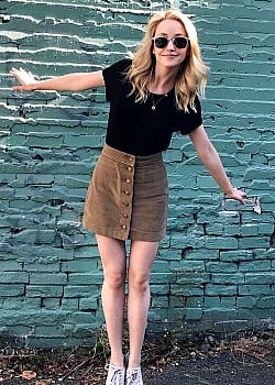 Emily Tennant image 2 of 2