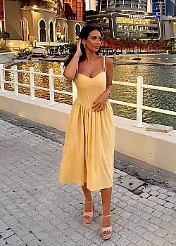 Emina Jahic image 4 of 4
