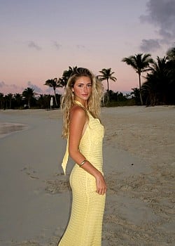 Emma Burnze image 2 of 3