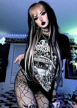 Emma May Byte image 3 of 4