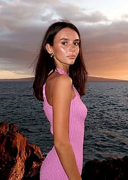 Emma Rose Williams image 2 of 4
