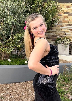 Emma Steele image 3 of 3