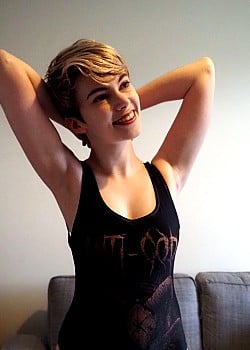 Emma Thorne image 2 of 2