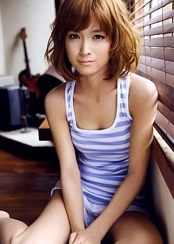 Eri Kamei image 3 of 3