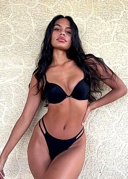 Erica Correa image 2 of 4