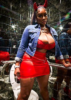 Erica Diggs image 2 of 4