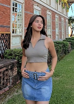 Ericka Pineda image 1 of 3
