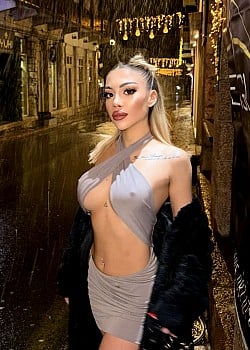Erietta Papagioti image 1 of 3