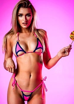 Erin Claire image 2 of 3