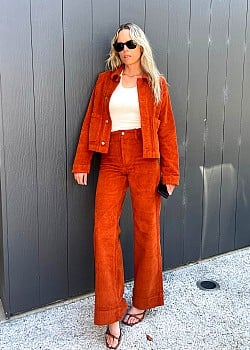 Erin Foster image 2 of 2