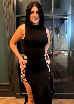 Erin Moore (Onlyfans) image 3 of 4