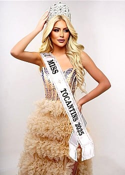 Esline Ferreira image 1 of 3