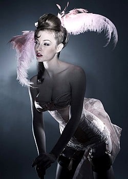 Esmé Bianco image 4 of 4