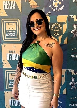 Estefania Oliveira image 4 of 4