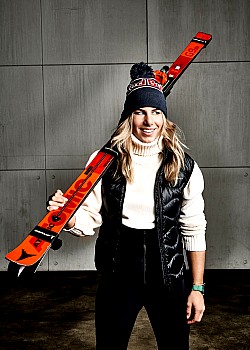 Ester Ledecka image 2 of 4