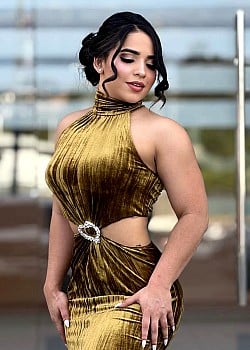 Ester Mendoza image 3 of 4